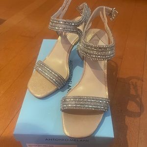 New sandals with silver and gold rhinestones